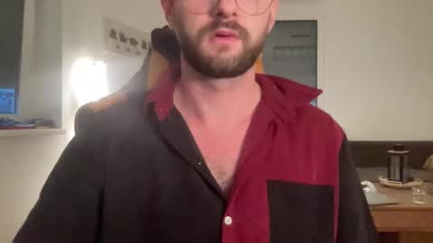 Snapshot of paulsimpsn chatting on October 15, 5:18 am love bush online show from October 15, 5:18 am