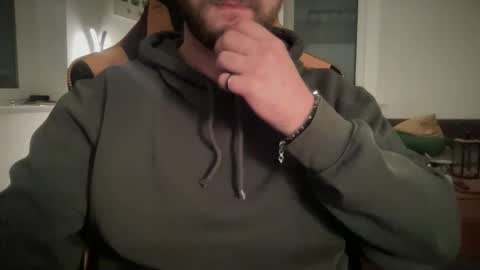 Snapshot of paulsimpsn chatting on November 24, 8:19 pm love bush online show from November 24, 8:19 pm