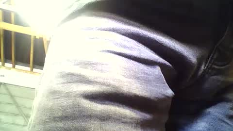Snapshot of paulxxx243 chatting on June 10, 11:20 am paulxxx243 online show from June 10, 11:20 am