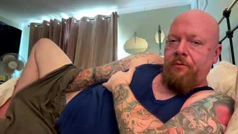 paulyb445 online show from September 27, 9:14 am