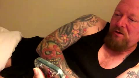 paulyb445 online show from October 29, 3:42 am