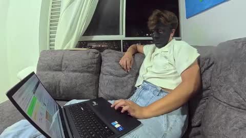 Paul ZacX online show from February 20, 1:24 am