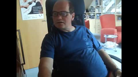 Snapshot of pavlovsdog2006 chatting on September 22, 8:27 am Pavlov aka Peter online show from September 22, 8:27 am