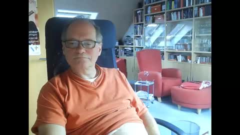 Pavlov aka Peter online show from March 25, 9:15 am