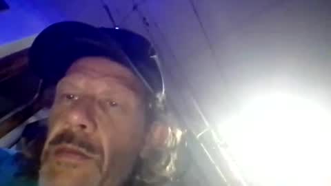 Snapshot of pavonesplash chatting on February 21, 10:49 am Pavone splash online show from February 21, 10:49 am