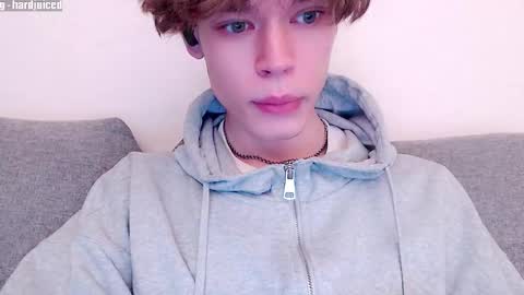 pawclaw online show from January 12, 11:43 pm