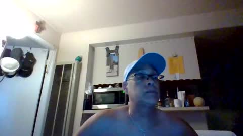 pawgkiller online show from June 9, 2:34 am