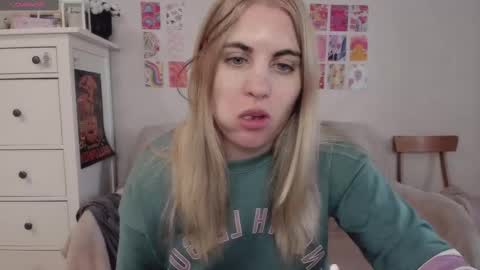 Allisses online show from February 15, 11:17 am