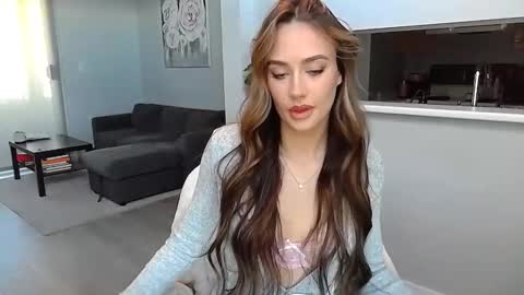 Snapshot of paytondreams chatting on February 14, 11:01 pm Payton online show from February 14, 11:01 pm