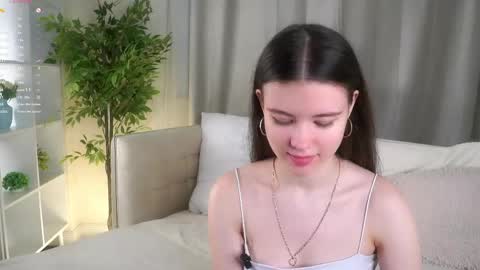 Beautiful Mila online show from May 25, 2:28 am