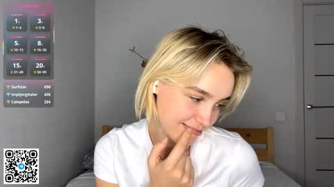 Snapshot of paztumminello chatting on December 2, 3:07 pm Lola online show from December 2, 3:07 pm