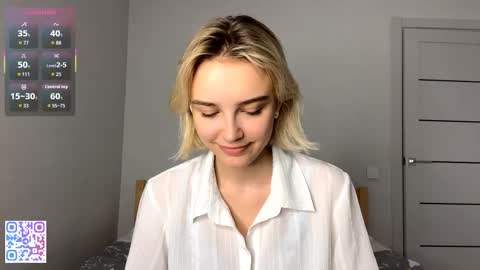 Lola online show from December 20, 3:52 pm