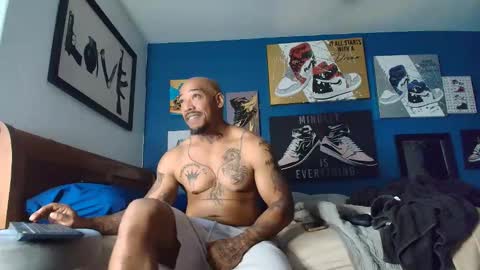 Phenomenal online show from November 27, 3:25 pm