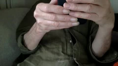 pea23 online show from April 26, 3:42 pm