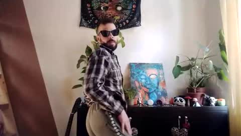 peacefulness93 online show from October 23, 8:35 am