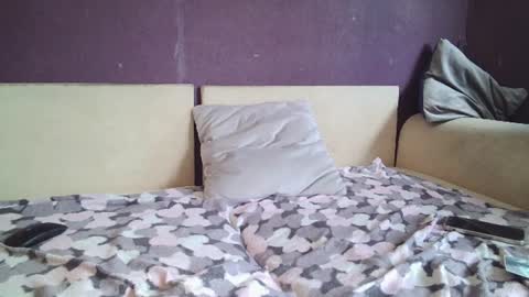 Snapshot of peach_boo chatting on July 27, 5:58 am Andrea online show from July 27, 5:58 am