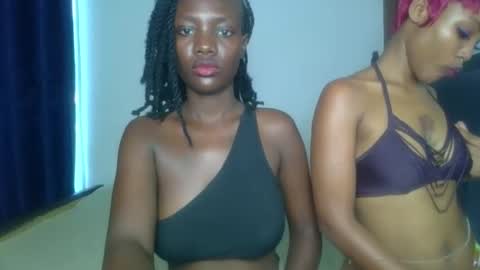 peach_ebonny online show from April 15, 10:00 am