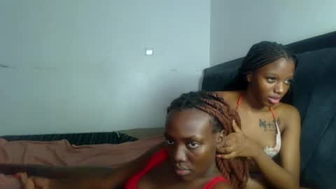 peach_ebonny online show from June 20, 9:45 am