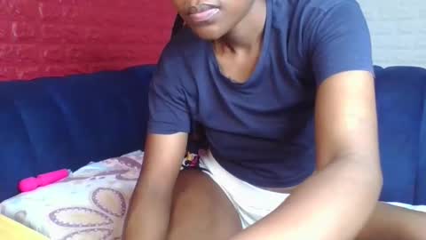 Snapshot of peach_melbah chatting on November 12, 8:08 pm peach_melbah online show from November 12, 8:08 pm