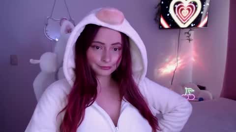 peacherry_ online show from February 17, 10:36 pm