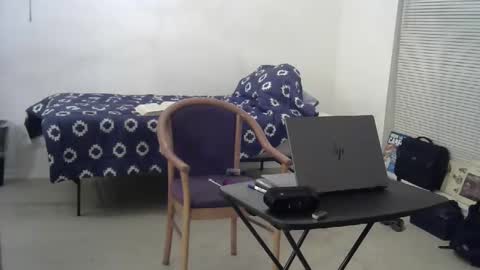 Peachestabby147 online show from October 30, 2:13 am