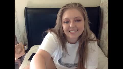 PeachRitual online show from September 11, 8:31 pm