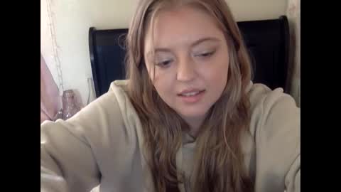PeachRitual online show from September 14, 7:46 pm