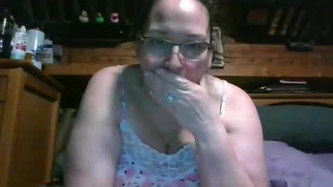 Snapshot of peachtree197 chatting on March 5, 4:08 am peachtree197 online show from March 5, 4:08 am