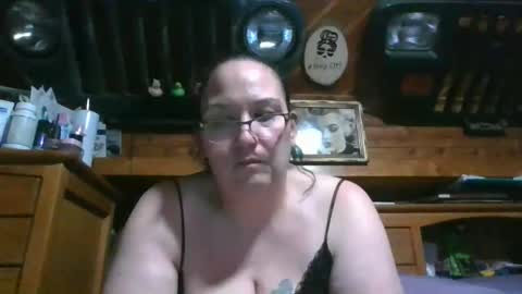 Snapshot of peachtree197 chatting on March 27, 2:06 am peachtree197 online show from March 27, 2:06 am