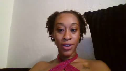 Snapshot of peachxpatron chatting on July 7, 2:14 am peachxpatron online show from July 7, 2:14 am