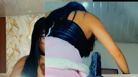 peachy__baby online show from July 24, 11:08 am