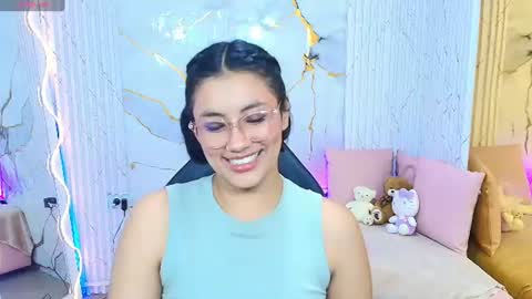 peachy_tay online show from July 22, 11:35 am