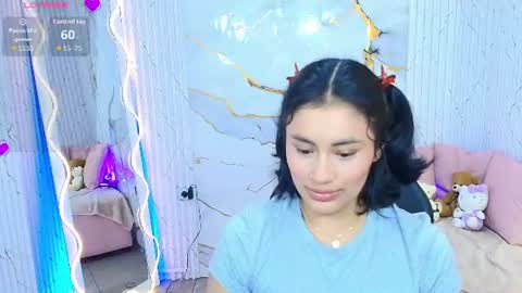 peachy_tay online show from July 24, 11:30 am