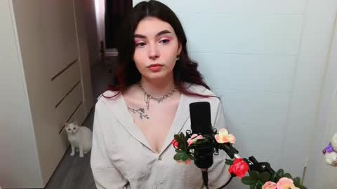 Snapshot of peachybabe__ chatting on April 2, 12:58 pm Peachy online show from April 2, 12:58 pm