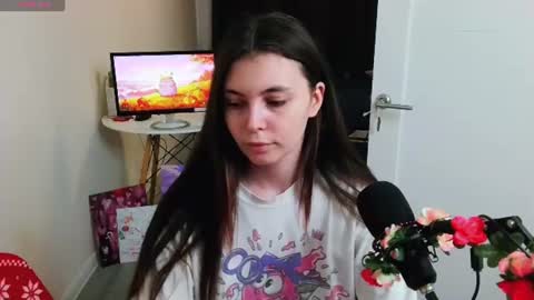 Peachy online show from June 21, 7:05 pm