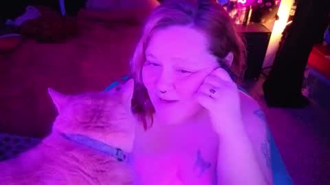 Peachy Nessa online show from March 19, 7:12 am