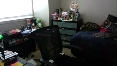 peachypowhole online show from July 30, 10:42 pm