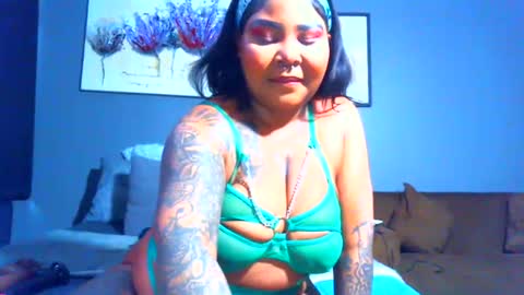 Pearl online show from January 16, 4:18 pm