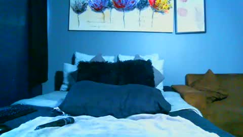 Pearl online show from February 2, 3:39 pm