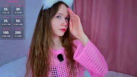 Snapshot of pearly_peach_ chatting on May 26, 6:15 pm pearly_peach_ online show from May 26, 6:15 pm