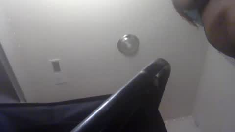 Snapshot of pebblessmith453 chatting on December 23, 11:08 am pebblessmith453 online show from December 23, 11:08 am