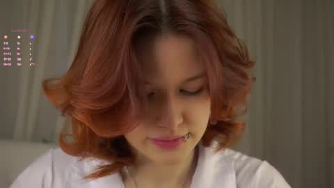 Snapshot of pebee chatting on March 22, 1:09 am Lily online show from March 22, 1:09 am