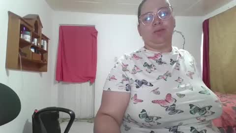 pecadodulce online show from January 29, 6:39 pm