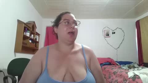 pecadodulce online show from January 29, 9:39 pm