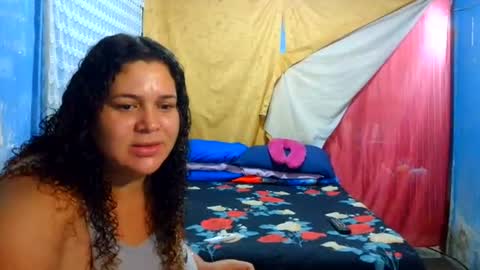 pecadodulce online show from June 18, 8:24 pm