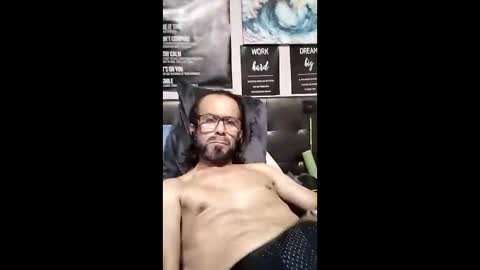 Snapshot of pedrocoelhopio chatting on June 6, 12:49 am pedrocoelhopio online show from June 6, 12:49 am