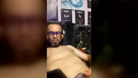 Snapshot of pedrocoelhopio chatting on June 13, 1:36 am pedrocoelhopio online show from June 13, 1:36 am