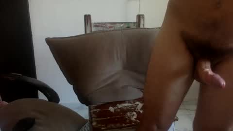 Snapshot of pedrolong35 chatting on September 30, 6:24 pm Vem chupar vem online show from September 30, 6:24 pm