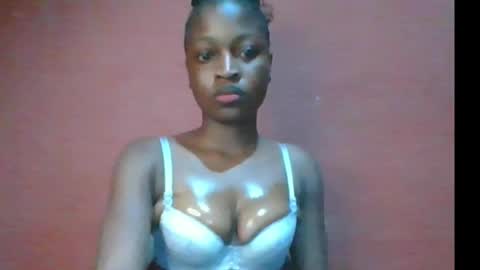 Lizzy online show from July 7, 6:38 am