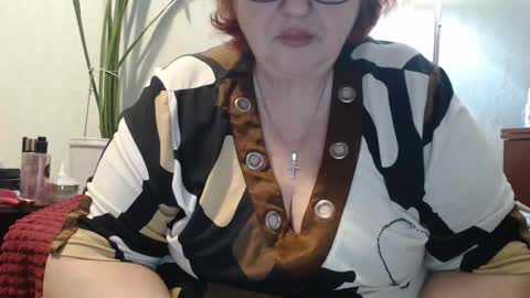 Snapshot of peggysoft chatting on April 16, 11:29 pm PeggySoft online show from April 16, 11:29 pm